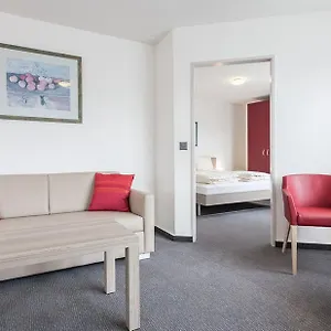https://ema-house-sihlfeldstrasse-12.hotelsbaselswitzerland.com